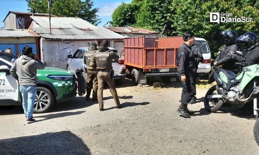 Conductor de aplicación sufre violento robo de su vehículo en Valdivia
