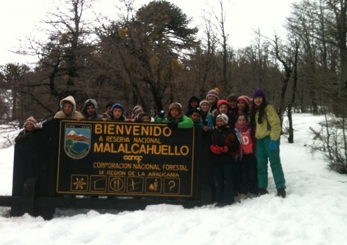 20 pequeños deportistas disfrutan de la nieve en la localidad de Malalcahuello