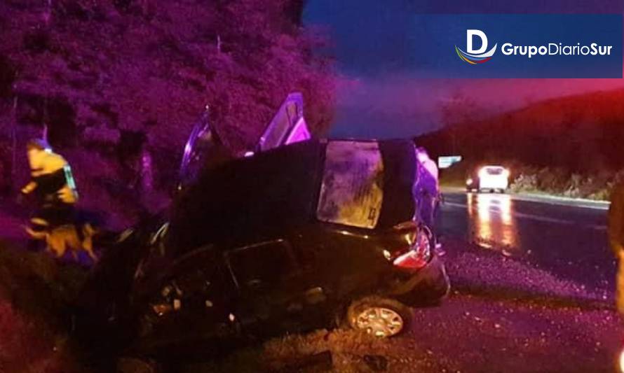 Precaución: Accidente de vehículos en sector la Paloma de Paillaco
