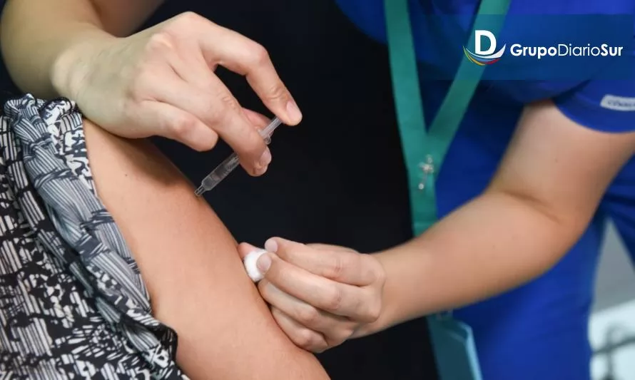 Esta semana continúa la vacunación contra el covid-19 e influenza en Paillaco