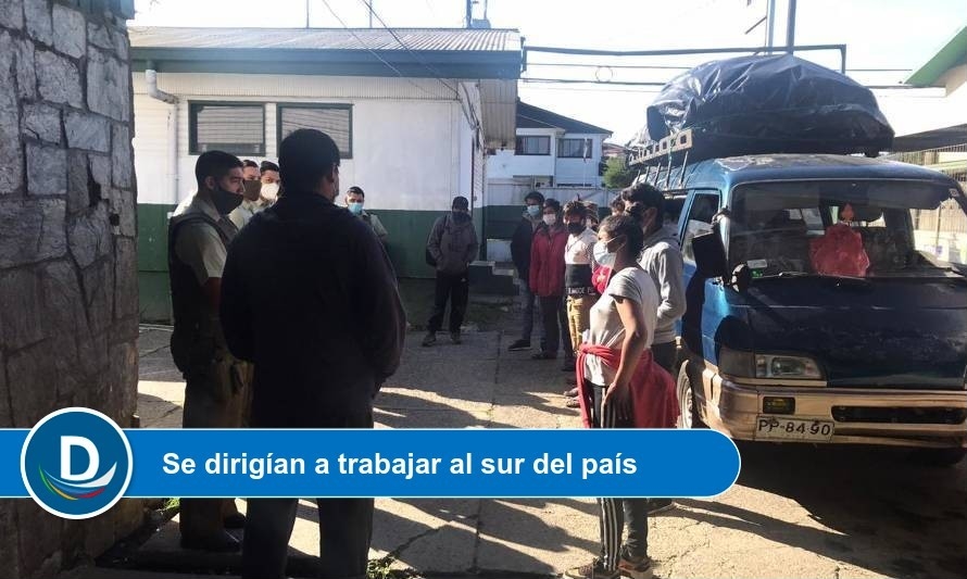 11 bolivianos fueron fiscalizados pernoctando al interior de un furgón